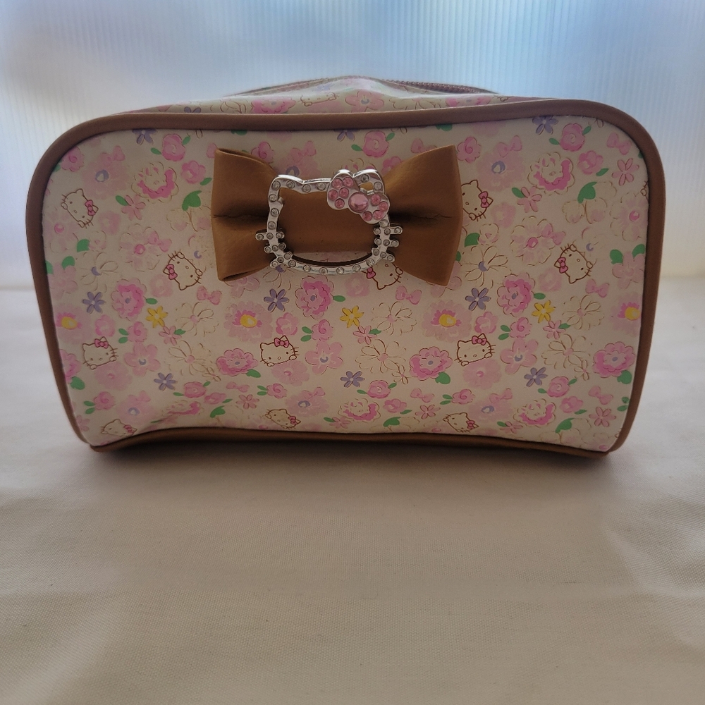 Hello Kitty Pink And Brown PVC Leather Zipper Pouch Clutch Case
